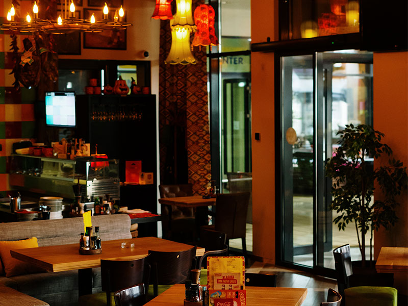 Steak & Tapas BAR